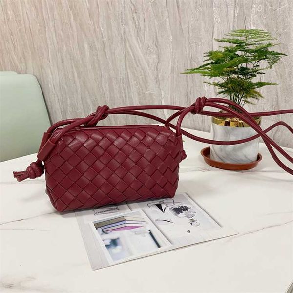 botega venates jodie mini teen intrecciato pouch handwoven women's messenger small square versatile soft leather shoulder bag qzdt
botega venates jodie mini teen intrecciato pouch handwoven women's messenger small square versatile soft leather shoulder bag qzdt
