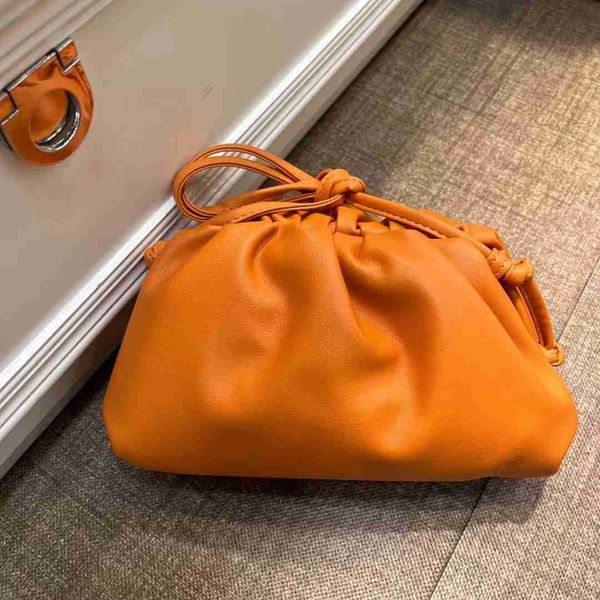 botega venates jodie mini teen intrecciato pouch dumpling net red same style hand cloud versatile leather women's bag one shoulder mess
botega venates jodie mini teen intrecciato pouch dumpling net red same style hand cloud versatile leather women's bag one shoulder mess