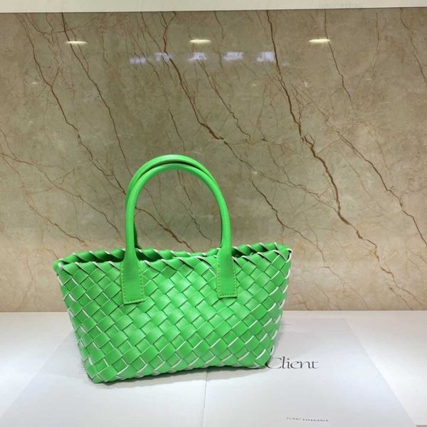 botega venates jodie mini teen intrecciato pouch woven bag women's small fresh vegetable basket leather handbag single shoulder crossbo
botega venates jodie mini teen intrecciato pouch woven bag women's small fresh vegetable basket leather handbag single shoulder crossbo