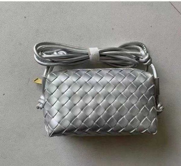 botega venates jodie mini teen intrecciato pouch knotted diamond lattice woven versatile pillow small square single shoulder messenger bag h
botega venates jodie mini teen intrecciato pouch knotted diamond lattice woven versatile pillow small square single shoulder messenger bag h