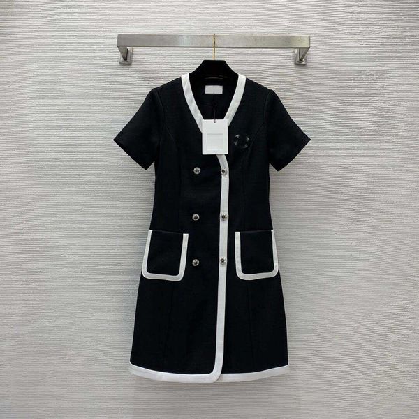 designer long dress women color contrast binding anarkali dresses shirts camellia button slimming v-neck short-sleeved elegant dress brooch, Black;gray
designer long dress women color contrast binding anarkali dresses shirts camellia button slimming v-neck short-sleeved elegant dress brooch, Black;gray