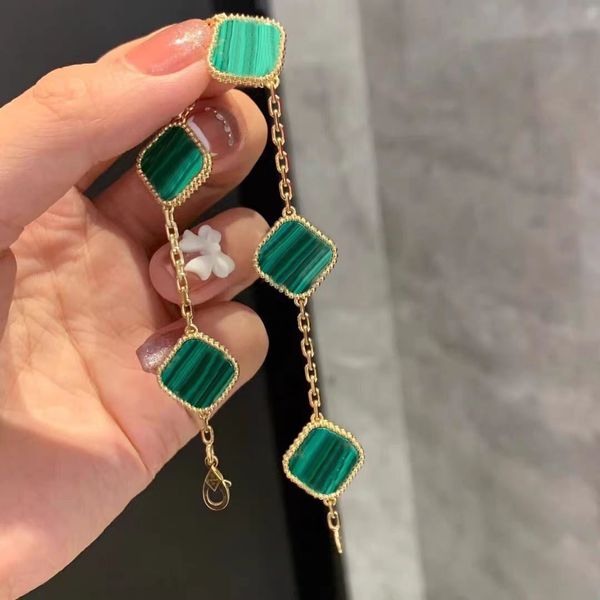 van clover bracelet 15mm four leaf pendant bracelet for woman mans chain bracelet 18 style 18k gold agate wedding accessories, Golden;silver
van clover bracelet 15mm four leaf pendant bracelet for woman mans chain bracelet 18 style 18k gold agate wedding accessories, Golden;silver