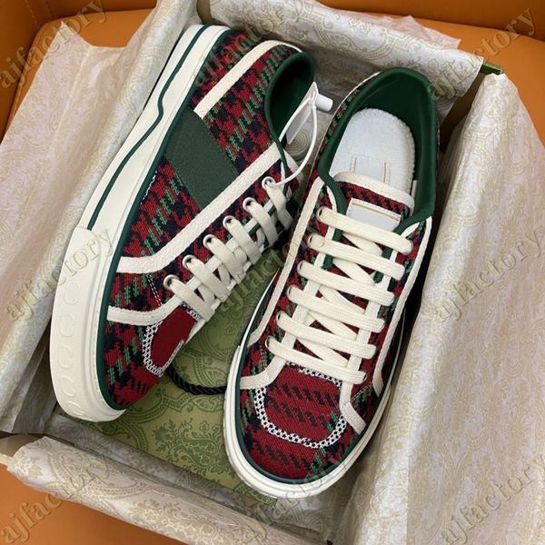 women designer shoes italy ace sneakers bee snake leather embroidered black men chaussures interlocking walking casual sports trainers yqru
women designer shoes italy ace sneakers bee snake leather embroidered black men chaussures interlocking walking casual sports trainers yqru