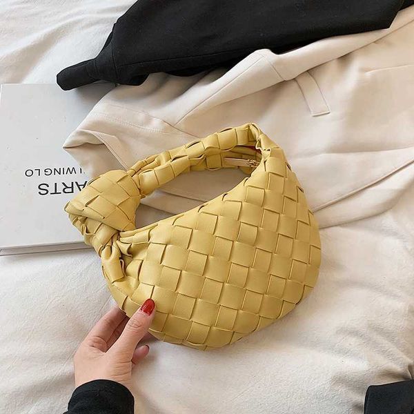 botega venates jodie mini teen intrecciato pouch minority design women's summer versatile fashion woven unique handinhand bag m748
botega venates jodie mini teen intrecciato pouch minority design women's summer versatile fashion woven unique handinhand bag m748