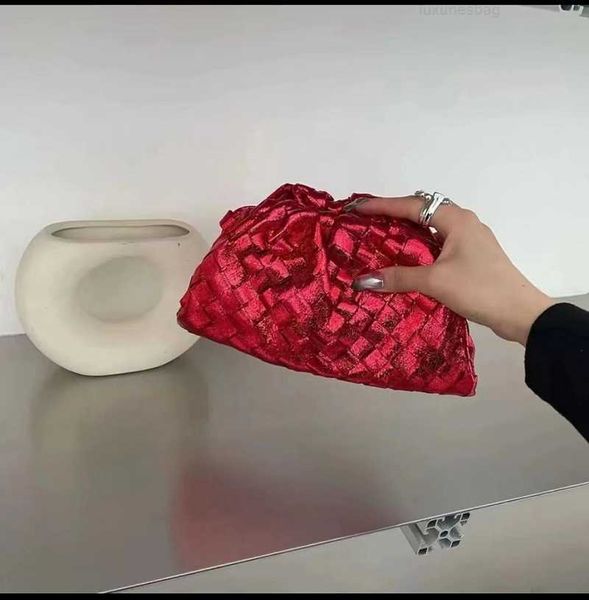 womens designer bag botegas purse pouch bags venetas luxury intrecciato metal color woven hand shoulder messenger fashion net red 8m49
womens designer bag botegas purse pouch bags venetas luxury intrecciato metal color woven hand shoulder messenger fashion net red 8m49