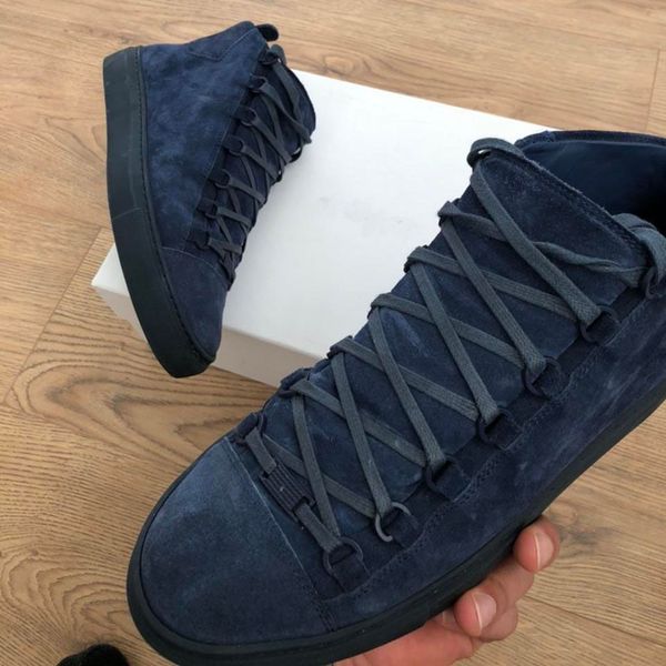 men casual shoes arena sneaker suede leather high lace up flats luxury brand outdoor walking sakteboard trainers with box 38-46, Black
men casual shoes arena sneaker suede leather high lace up flats luxury brand outdoor walking sakteboard trainers with box 38-46, Black