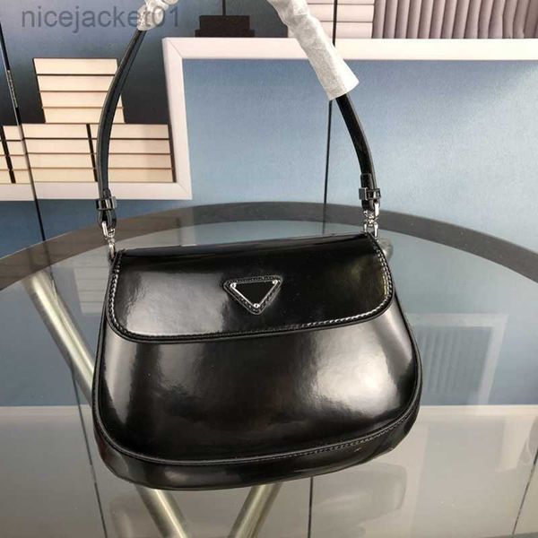 designers bags luxurys women handbags shoulder subaxillary package bag tote bag wallet moon cosmetic bag charm solid color handbag versatile
designers bags luxurys women handbags shoulder subaxillary package bag tote bag wallet moon cosmetic bag charm solid color handbag versatile