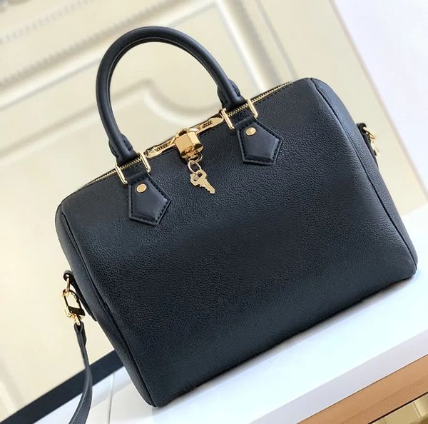 pillow bag handbag women totes travel shoulder bags crossbody purse genuine leather adjustable removable strap zipper closure gold hardware
pillow bag handbag women totes travel shoulder bags crossbody purse genuine leather adjustable removable strap zipper closure gold hardware