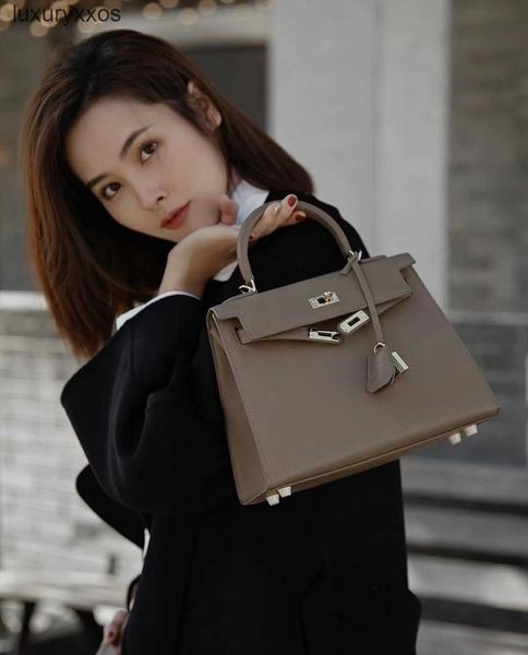 outdoor bag classic designer h bags kellies 2023 spring summer fashion one shoulder crossbody family handheld leather women's holx
outdoor bag classic designer h bags kellies 2023 spring summer fashion one shoulder crossbody family handheld leather women's holx