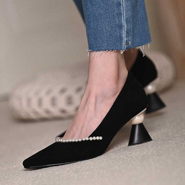 2021 spring summer new fashion high heels womens pumps black single shoes beaded thick heel shallow mouth single shoes women 230202
2021 spring summer new fashion high heels womens pumps black single shoes beaded thick heel shallow mouth single shoes women 230202