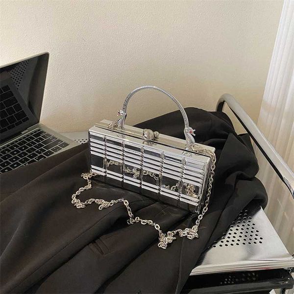 crossbody metal box design women party clutch bag chain shoulder purse handbags female silver tote
crossbody metal box design women party clutch bag chain shoulder purse handbags female silver tote