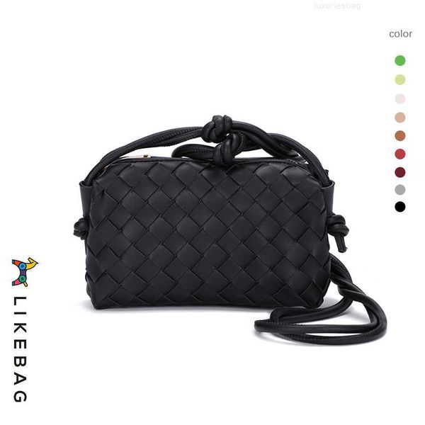 botega venates jodie mini teen intrecciato pouch knitting camera single shoulder messenger hand knotted zipper large capacity small square b
botega venates jodie mini teen intrecciato pouch knitting camera single shoulder messenger hand knotted zipper large capacity small square b
