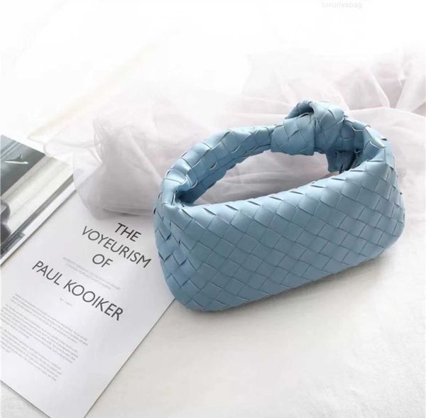 botega venates jodie mini teen intrecciato pouch lg woven knot pleated dumpling axigo cow horn wrap one shoulder hand held women's bag
botega venates jodie mini teen intrecciato pouch lg woven knot pleated dumpling axigo cow horn wrap one shoulder hand held women's bag