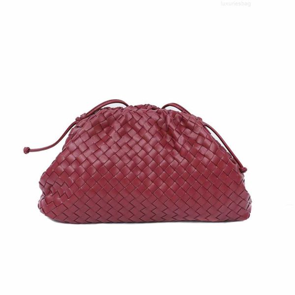 botega venates jodie mini teen intrecciato pouch woven cloud dumpling soft hand armpit mini women's bag messenger fold bag style dni9
botega venates jodie mini teen intrecciato pouch woven cloud dumpling soft hand armpit mini women's bag messenger fold bag style dni9