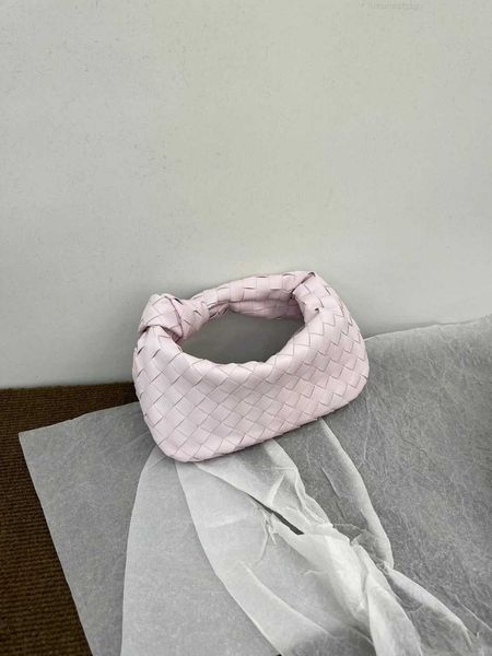 botega venates jodie mini teen intrecciato pouch spring soft cowhide woven croissant knotted large capacity pleated dumplings handbag female
botega venates jodie mini teen intrecciato pouch spring soft cowhide woven croissant knotted large capacity pleated dumplings handbag female