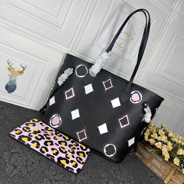 fashion designers women handbags shoulder bags luxurys lady crossbody highs quality classic flower letter leather messenger purses chains ma
fashion designers women handbags shoulder bags luxurys lady crossbody highs quality classic flower letter leather messenger purses chains ma