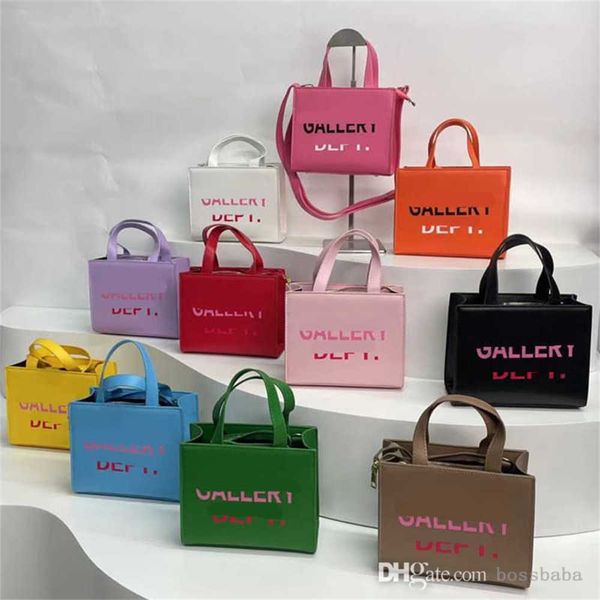 retail tote bag womens shoulder bags new fall pu fashion letter small square handbags fashion crossbody messager bag
retail tote bag womens shoulder bags new fall pu fashion letter small square handbags fashion crossbody messager bag