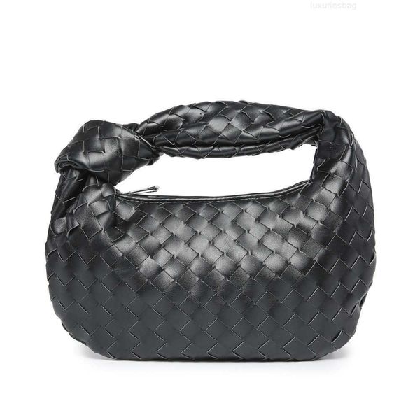 botega venates jodie mini teen intrecciato pouch selling cowhorn woven handheld women's bag 2y42
botega venates jodie mini teen intrecciato pouch selling cowhorn woven handheld women's bag 2y42