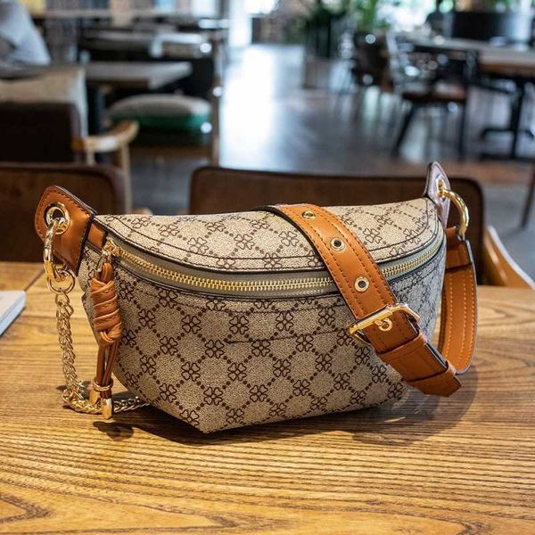 purses new chest printing temperament crescent dumpling large capacity single shoulder messenger bag women's bag
purses new chest printing temperament crescent dumpling large capacity single shoulder messenger bag women's bag