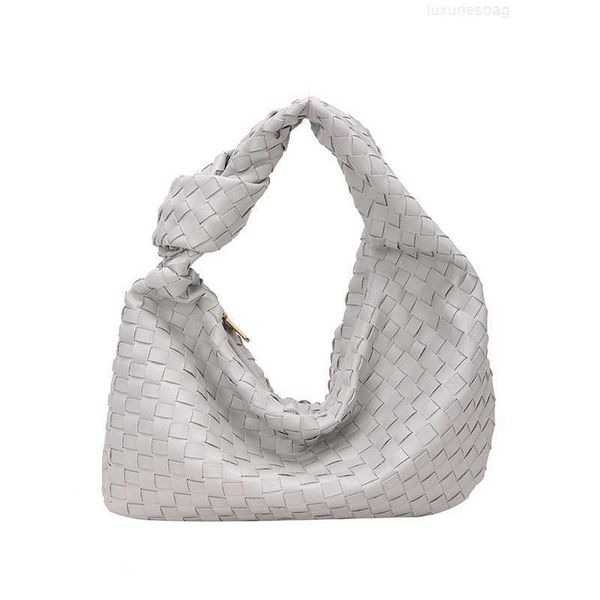 botega venates jodie mini teen intrecciato pouch woven cow horn springsummer ruffled dumpling bun underarm single shoulder crossbody bag myk
botega venates jodie mini teen intrecciato pouch woven cow horn springsummer ruffled dumpling bun underarm single shoulder crossbody bag myk