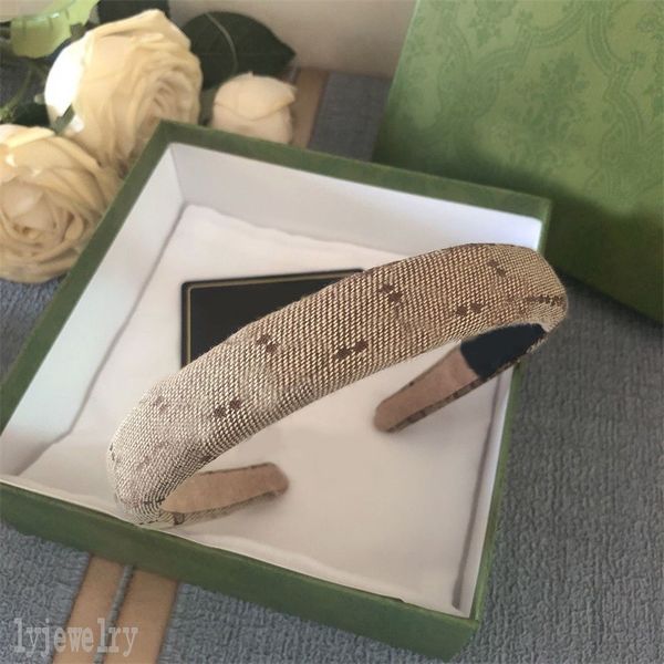 luxury letter pattern simple senior hair band for girls leather material modern headband makeup girlfriend gifts hairbands cute ivory white, Silver
luxury letter pattern simple senior hair band for girls leather material modern headband makeup girlfriend gifts hairbands cute ivory white, Silver