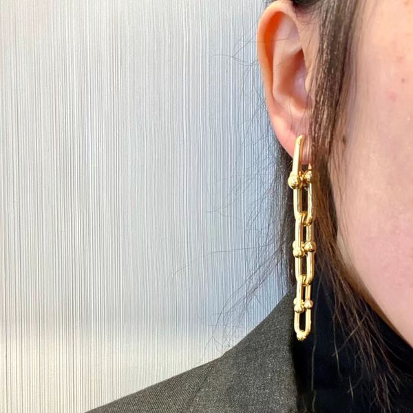 big silver gold earrings hoop dangle chandelier chain link diamond t luxury designer fine jewelry bangle women mens couple fashion wedding p, Golden;silver
big silver gold earrings hoop dangle chandelier chain link diamond t luxury designer fine jewelry bangle women mens couple fashion wedding p, Golden;silver