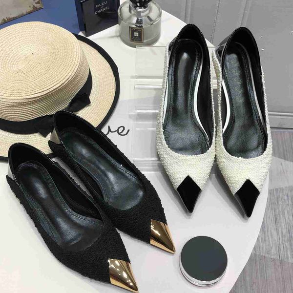 classic fashion sandals flat dress shoes iron head metal head leather fashion women explosive single shoe new elegance summer spring wedding, Black
classic fashion sandals flat dress shoes iron head metal head leather fashion women explosive single shoe new elegance summer spring wedding, Black