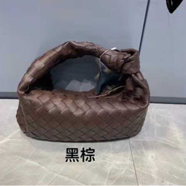 botega venates jodie teen intrecciato pouch knitting knotted net red asigo same mini oxhorn single shoulder armpit portable cloud bag hggs
botega venates jodie teen intrecciato pouch knitting knotted net red asigo same mini oxhorn single shoulder armpit portable cloud bag hggs