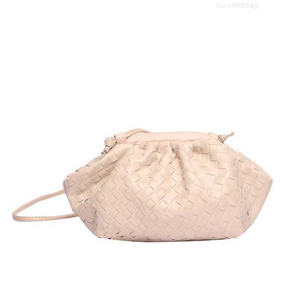 botega venates jodie mini teen intrecciato pouch woven cloud women's mesh red pleated small s fashion one shoulder crossbody clip bag o
botega venates jodie mini teen intrecciato pouch woven cloud women's mesh red pleated small s fashion one shoulder crossbody clip bag o