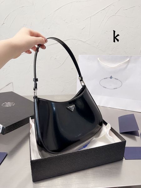 2023 5a quality luxurys designers bags fashion cleo hobo shoulder bag for women bags backpack cross body pack womens leather handbag lady me
2023 5a quality luxurys designers bags fashion cleo hobo shoulder bag for women bags backpack cross body pack womens leather handbag lady me