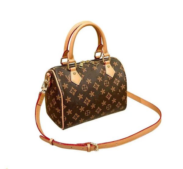 luxurys designers women bag shoulder bags lady totes handbags speedy with key lock shoulder strap dust bag width 25cm
luxurys designers women bag shoulder bags lady totes handbags speedy with key lock shoulder strap dust bag width 25cm