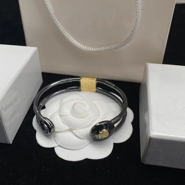 solid bangle selling vintage hardbody bracelets new high-end open bracelet, Black
solid bangle selling vintage hardbody bracelets new high-end open bracelet, Black