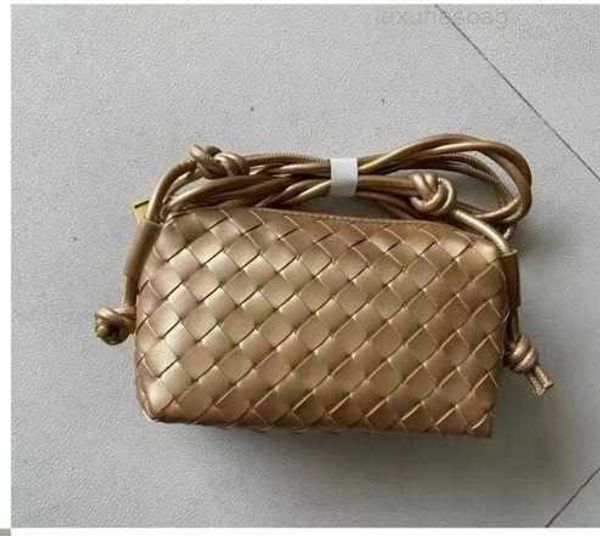 botega venates jodie mini teen intrecciato pouch knotted diamond lattice woven versatile pillow small square single shoulder messenger bag h
botega venates jodie mini teen intrecciato pouch knotted diamond lattice woven versatile pillow small square single shoulder messenger bag h