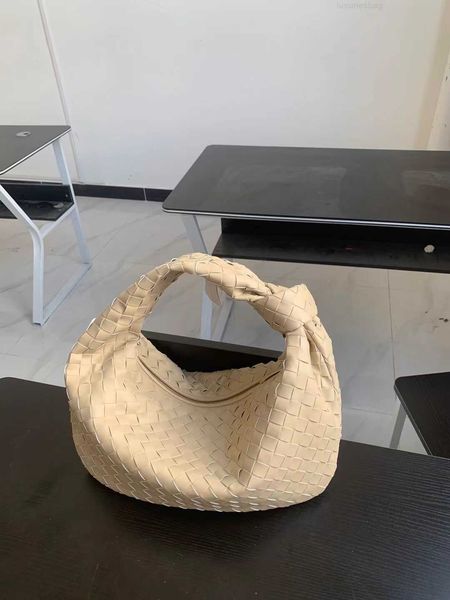 botega venates jodie mini teen intrecciato pouch largecapacity knotted wrist woven women's bag singleshoulder crossbody portable 7llj
botega venates jodie mini teen intrecciato pouch largecapacity knotted wrist woven women's bag singleshoulder crossbody portable 7llj