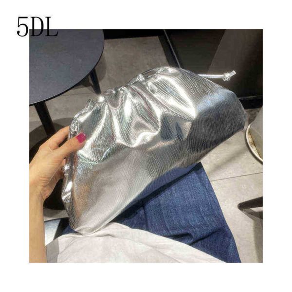 luxury designer handbag purses and hands for women silver clutch purse evening female crossbody shoulder pouch bags 220803
luxury designer handbag purses and hands for women silver clutch purse evening female crossbody shoulder pouch bags 220803