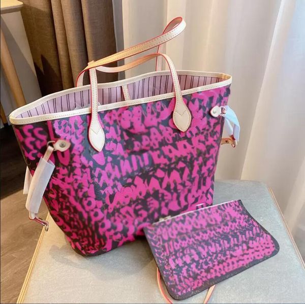 designer women accessories graffiti tote bag luxurys designers bags paris brand letters printed shoulder handbag genuine leather totes 7a hi
designer women accessories graffiti tote bag luxurys designers bags paris brand letters printed shoulder handbag genuine leather totes 7a hi