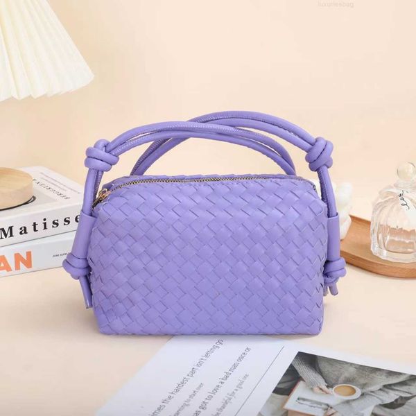botega venates jodie mini teen intrecciato pouch handwoven camera single shoulder messenger hand knotted zipper large capacity small square
botega venates jodie mini teen intrecciato pouch handwoven camera single shoulder messenger hand knotted zipper large capacity small square