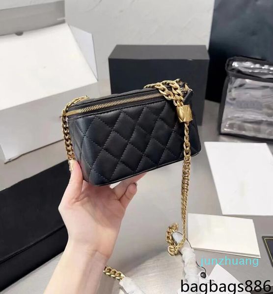 luxury pillar women golden crossbody designers cosmetic bags diamond lattice quilted adjustable chain classic shoulder bag vintage clutch co
luxury pillar women golden crossbody designers cosmetic bags diamond lattice quilted adjustable chain classic shoulder bag vintage clutch co