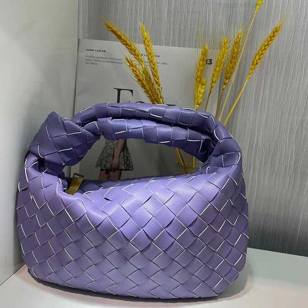 botega venates jodie mini teen intrecciato pouch woven knotted net red ashigo same mini ox horn single shoulder armpit portable cloud bag x8
botega venates jodie mini teen intrecciato pouch woven knotted net red ashigo same mini ox horn single shoulder armpit portable cloud bag x8