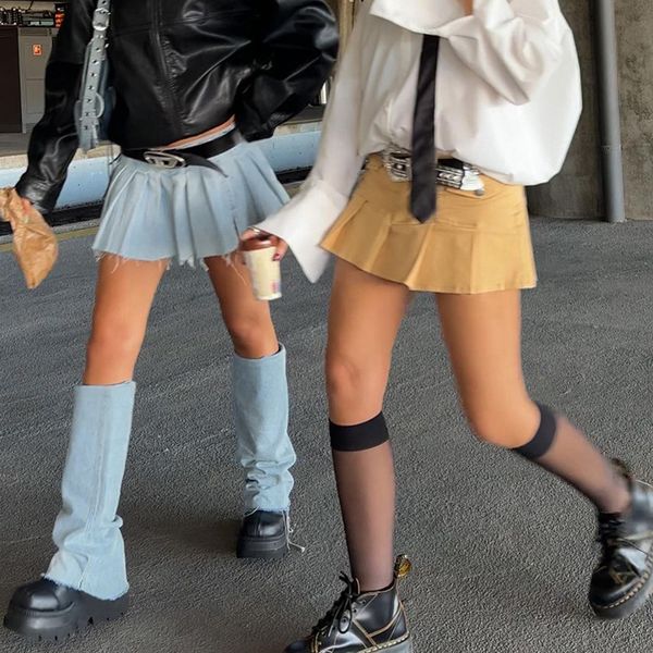 skirts liliane spring fashion y2k street mini casual versatile denim pleated low waist slim and fresh short 230323, Black
skirts liliane spring fashion y2k street mini casual versatile denim pleated low waist slim and fresh short 230323, Black