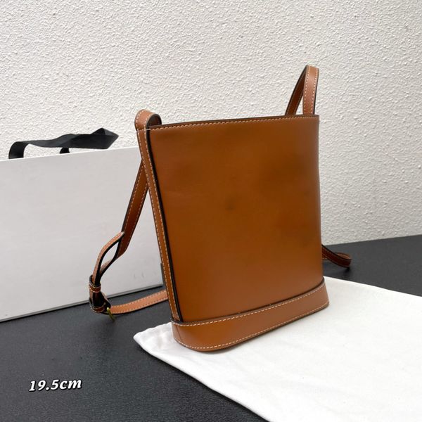 luxury designer women's bags mini smooth leather bucket bag fashion classic can shoulder crossbody large capacity tote bag
luxury designer women's bags mini smooth leather bucket bag fashion classic can shoulder crossbody large capacity tote bag