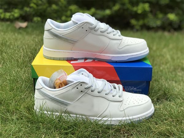 2023 authentic shoes concepts x sb dunks low white lobster fd8776-100 mens womens basketball sports sneaker white pn dust-pure with box, Red;white
2023 authentic shoes concepts x sb dunks low white lobster fd8776-100 mens womens basketball sports sneaker white pn dust-pure with box, Red;white