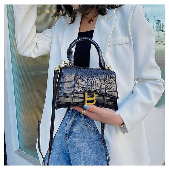 crocodile pattern bag for women new casual solid color hourglass handbag fashion versatile one shoulder crossbody
crocodile pattern bag for women new casual solid color hourglass handbag fashion versatile one shoulder crossbody