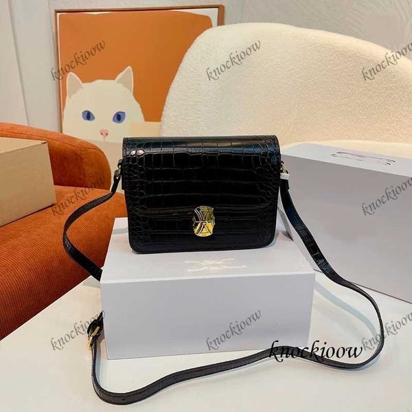 lady saddle mini bag woman designer crossbody clutch luxury tote handbag womens man wallet with shoulder strap purse black hand bags 230323
lady saddle mini bag woman designer crossbody clutch luxury tote handbag womens man wallet with shoulder strap purse black hand bags 230323