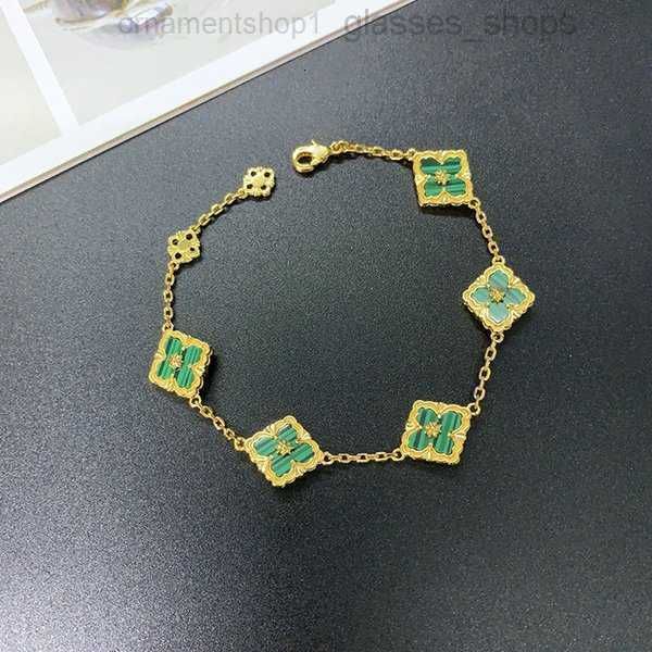 18k gold luxury clover designer charm bracelets women party jewelry 24vld, Golden;silver
18k gold luxury clover designer charm bracelets women party jewelry 24vld, Golden;silver