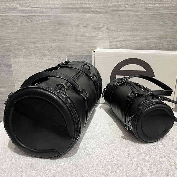 cross body tote designer bag cylindrical bag women's commuter bag leather cylinder black women's messenger bag niche wallet 0921
cross body tote designer bag cylindrical bag women's commuter bag leather cylinder black women's messenger bag niche wallet 0921