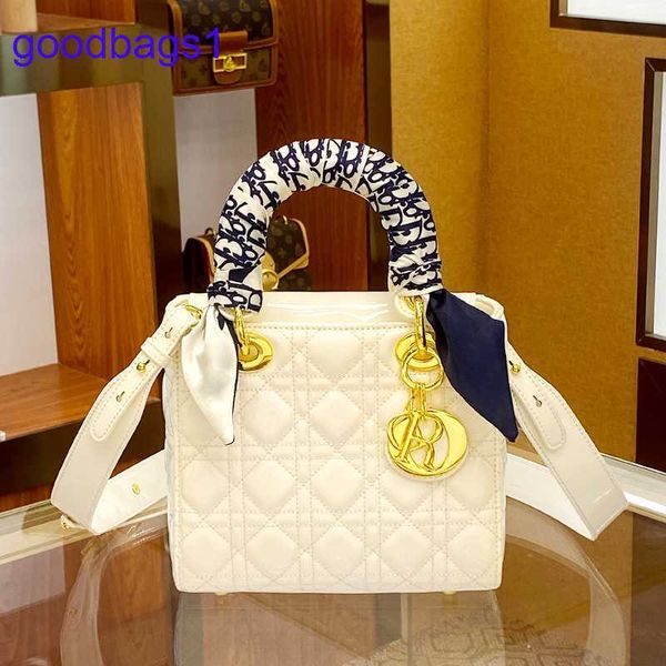 designer diross's lady bags for sale french shop dudk new fashion women's versatile lingge light luxury handheld diana gold button
designer diross's lady bags for sale french shop dudk new fashion women's versatile lingge light luxury handheld diana gold button
