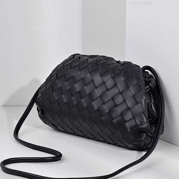 botega venates jodie mini teen intrecciato pouch small woven cloud cowhide handbag one shoulder crossbody handmade shell dumpling soft leath
botega venates jodie mini teen intrecciato pouch small woven cloud cowhide handbag one shoulder crossbody handmade shell dumpling soft leath