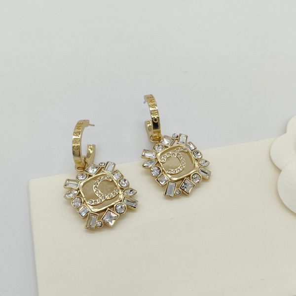 2023 luxury quality charm drop earring with diamond square shape in 18k gold plated have box stamp ps7656a, Golden
2023 luxury quality charm drop earring with diamond square shape in 18k gold plated have box stamp ps7656a, Golden