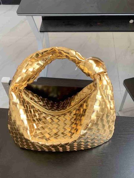 botega venates jodie mini teen intrecciato pouch largecapacity knotted wrist woven women's bag singleshoulder crossbody portable 2i8w
botega venates jodie mini teen intrecciato pouch largecapacity knotted wrist woven women's bag singleshoulder crossbody portable 2i8w
